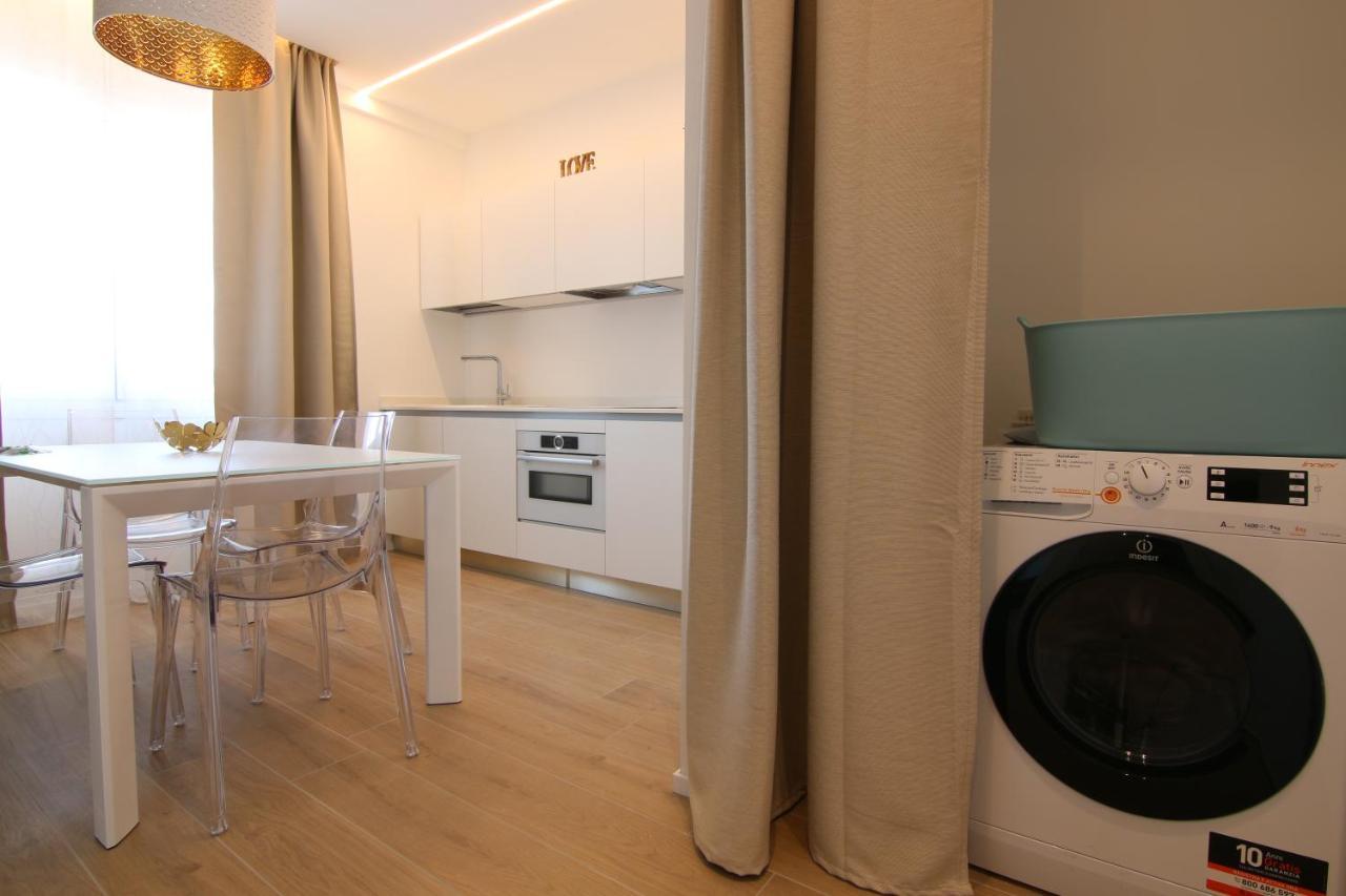 Arcioun Suite Riccione Exteriör bild