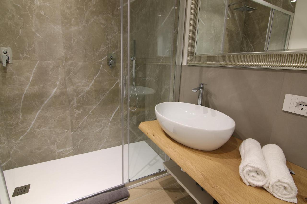 Arcioun Suite Riccione Exteriör bild