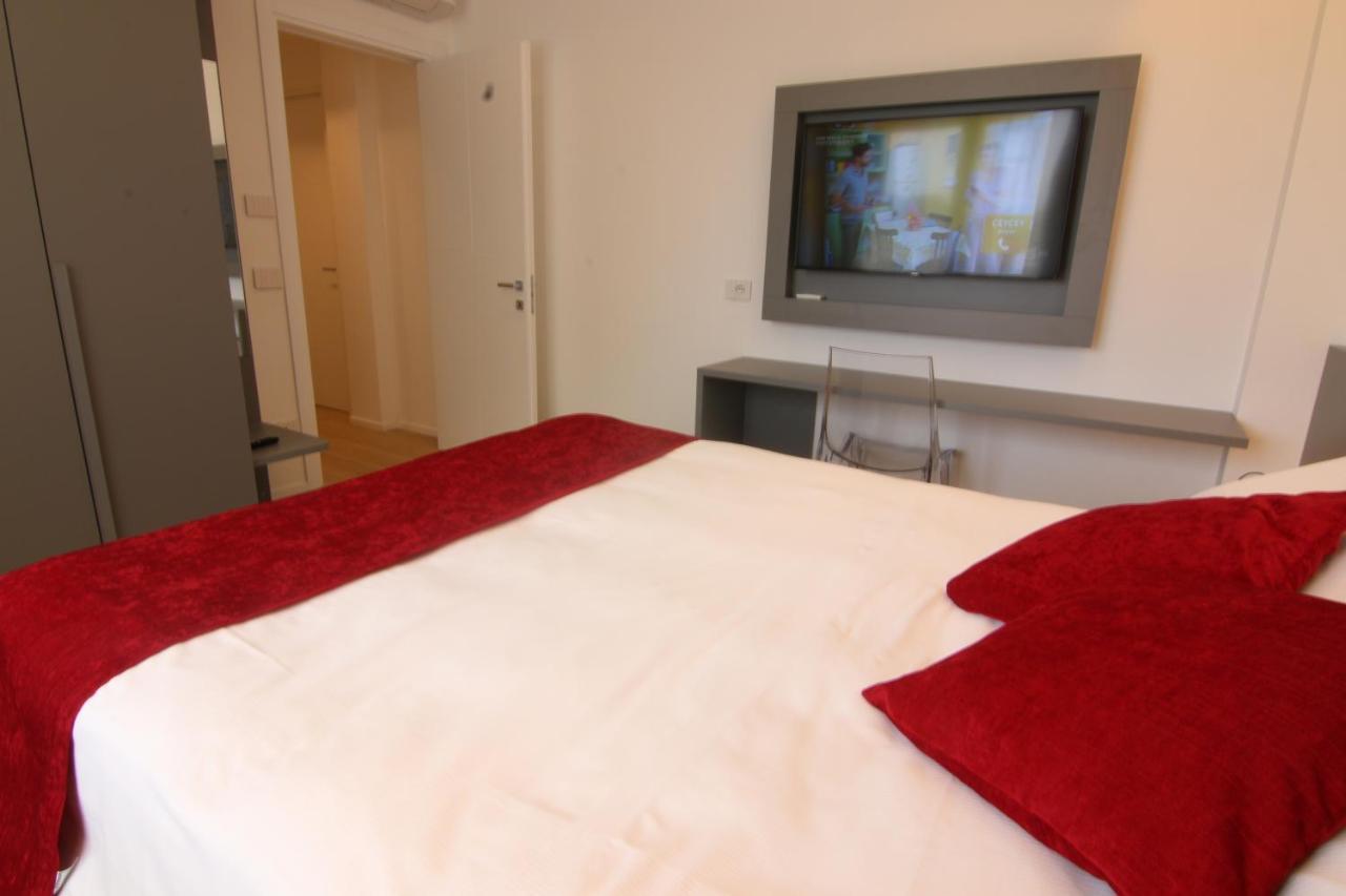 Arcioun Suite Riccione Exteriör bild