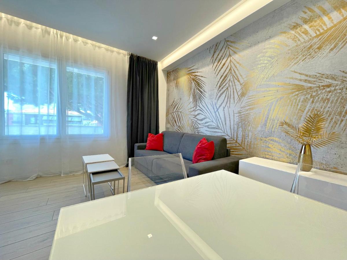 Arcioun Suite Riccione Exteriör bild