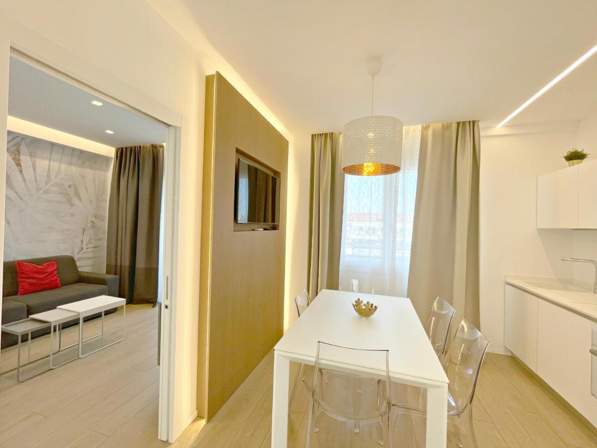 Arcioun Suite Riccione Exteriör bild